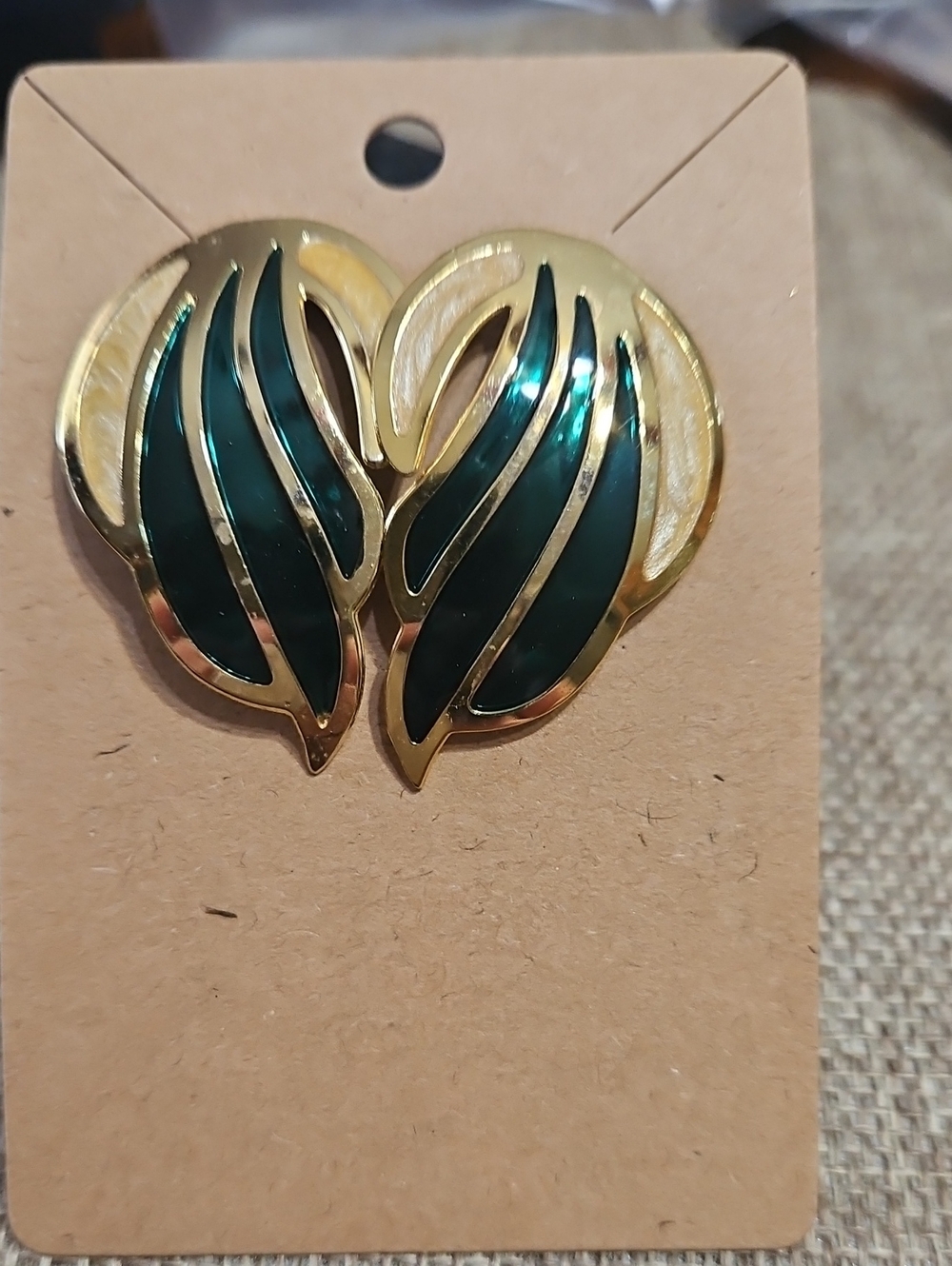 Gold-Tone Heart Leaf Clip-On Earrings in Emerald Green - Women Jewelry